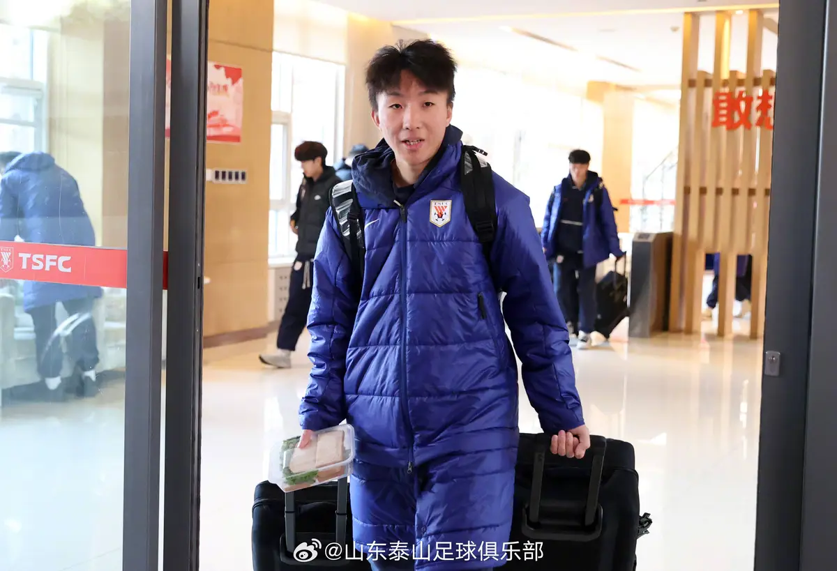 如何制定有效的篮球训练策略以提高球员表现_1